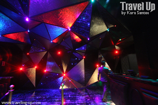 cove manila okada entrance lights – Travel Up